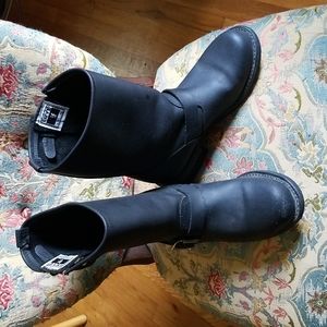 Pair Black Frye 12R Engineer boots 8/38